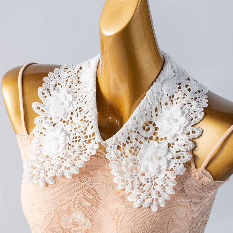 Shirts - Uitgeholde revers, afneembare nepkraag, parelbloem borduurwerk,